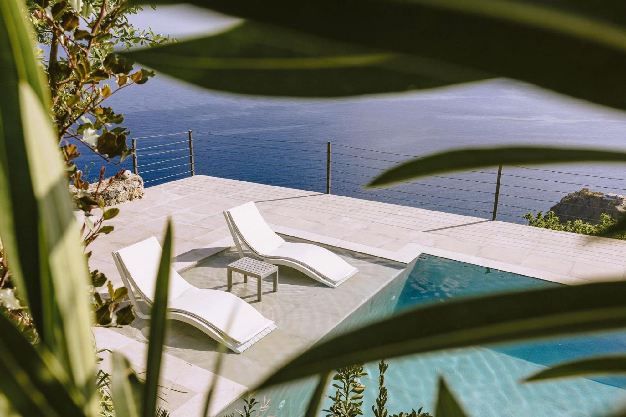Anemos Luxury Villas Rodakino Exterior photo