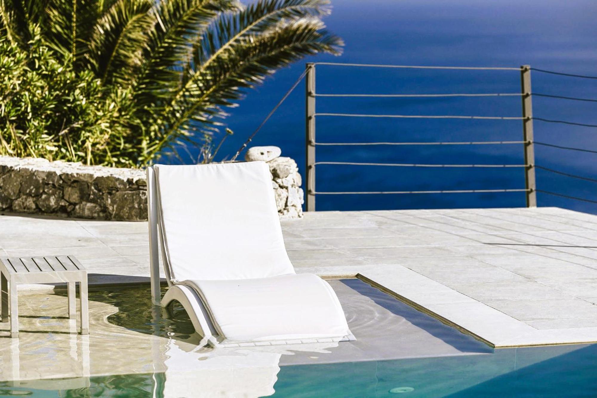 Anemos Luxury Villas Rodakino Exterior photo