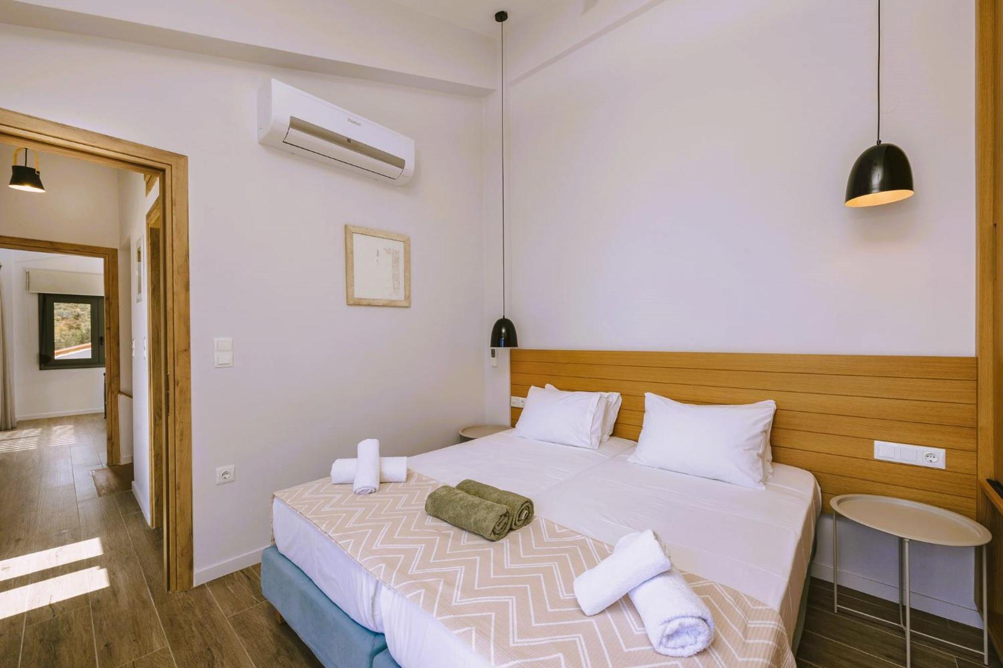 Anemos Luxury Villas Rodakino Exterior photo